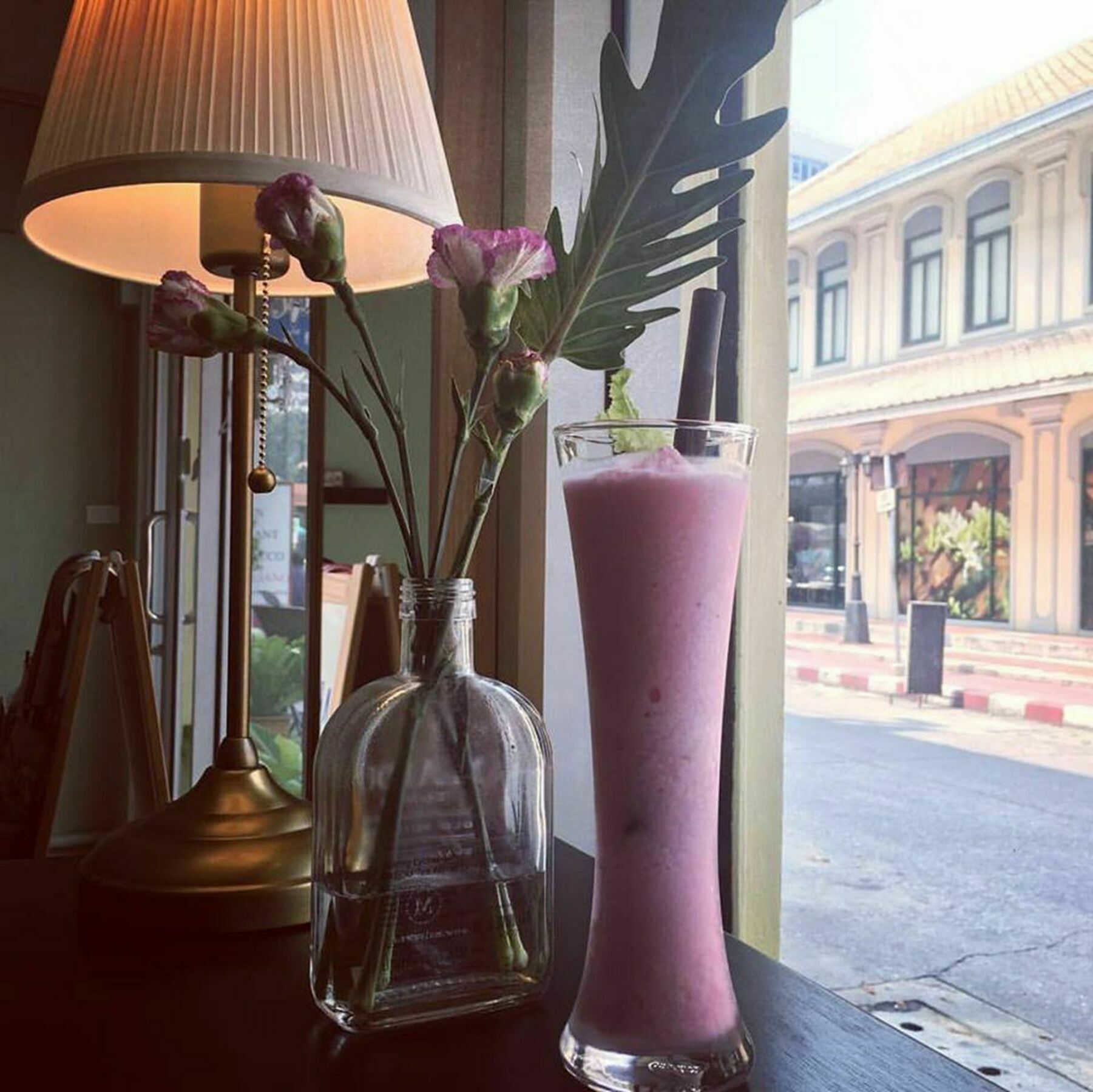 Folk Poshtel Silom Acomodação com café da manhã Banguecoque Exterior foto